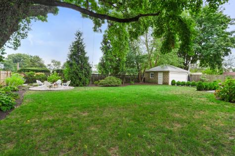 215 Old Post Road Fairfield CT 06824