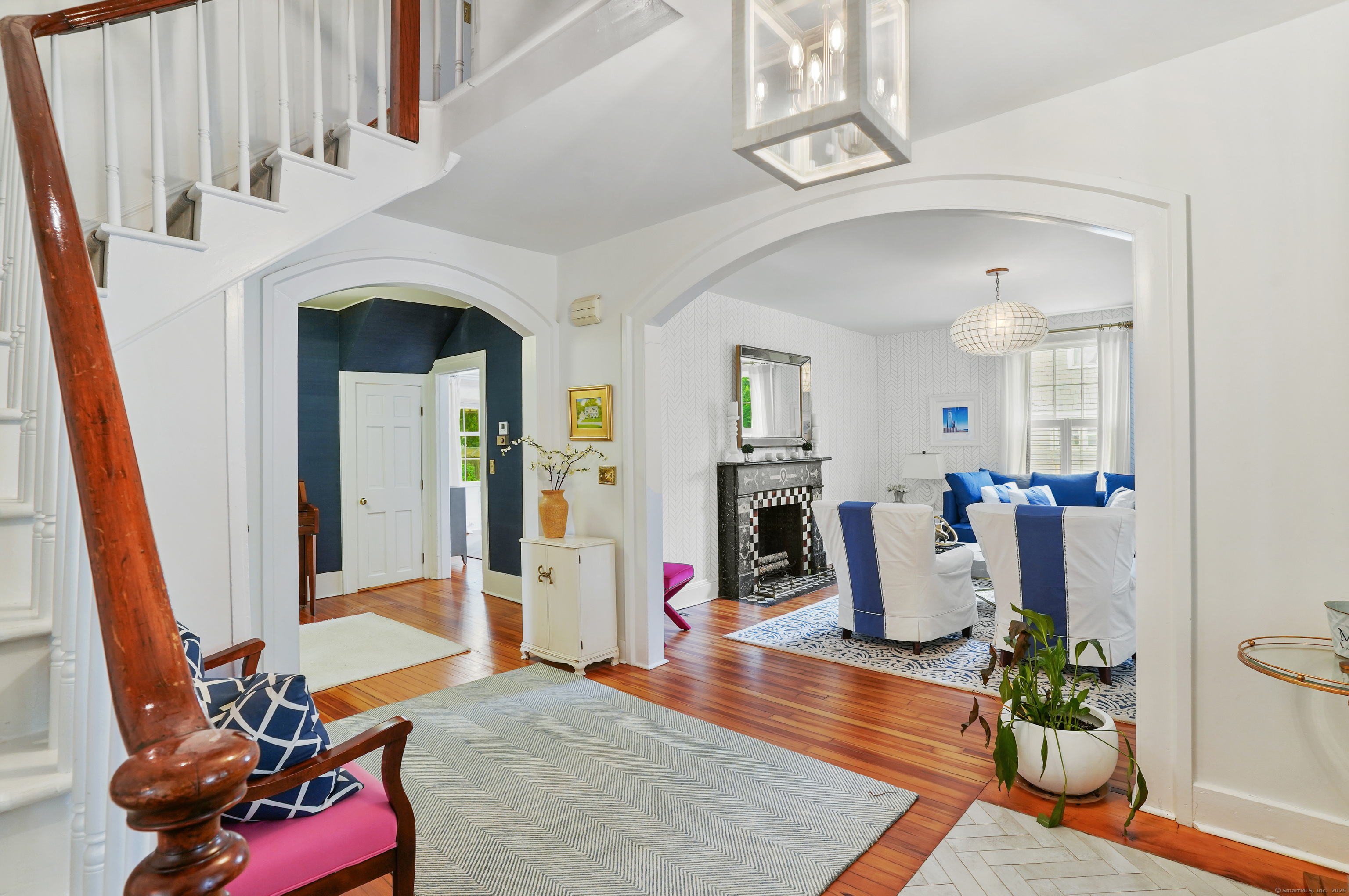 215 Old Post Road Fairfield CT 06824