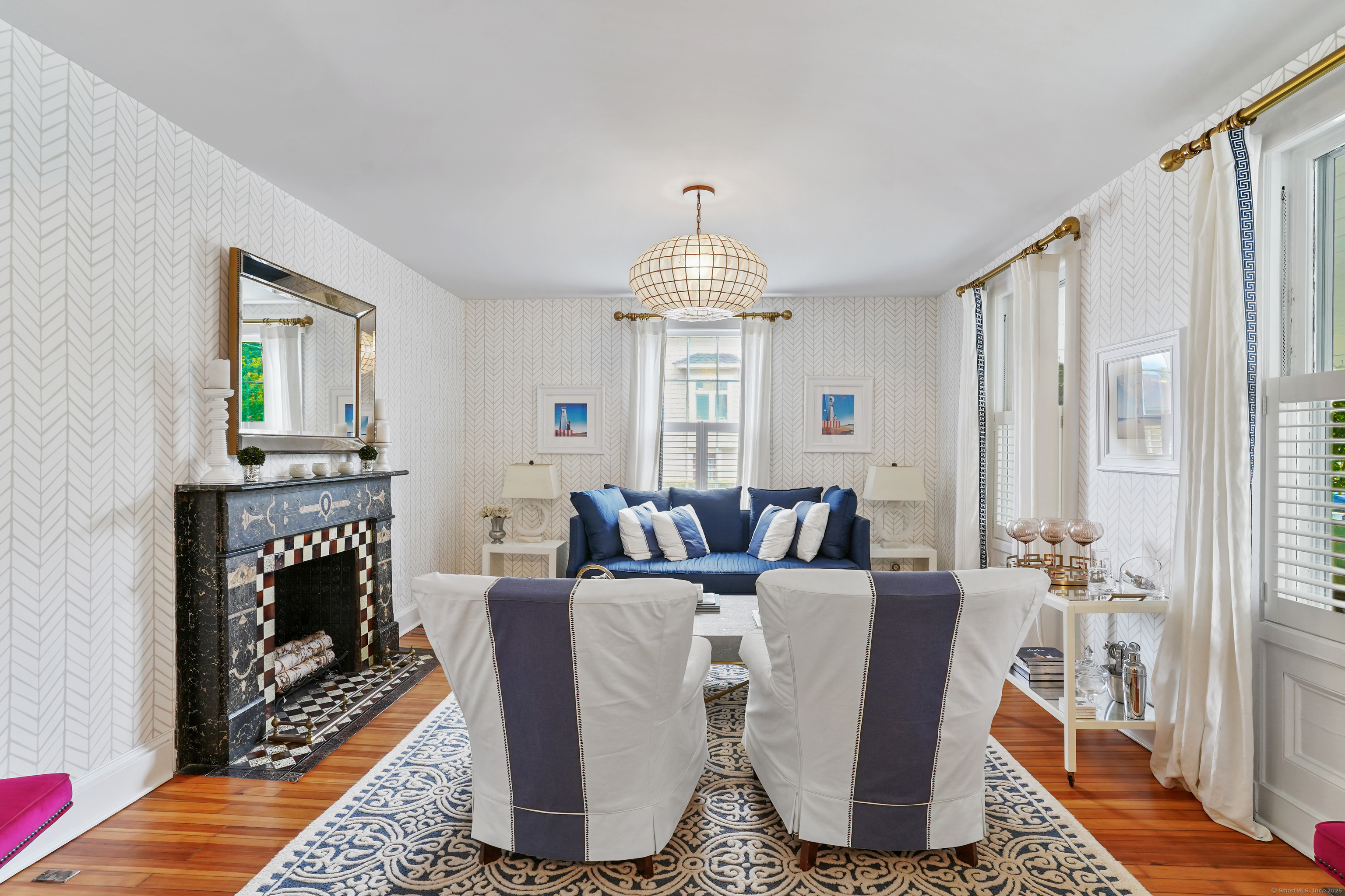 215 Old Post Road Fairfield CT 06824
