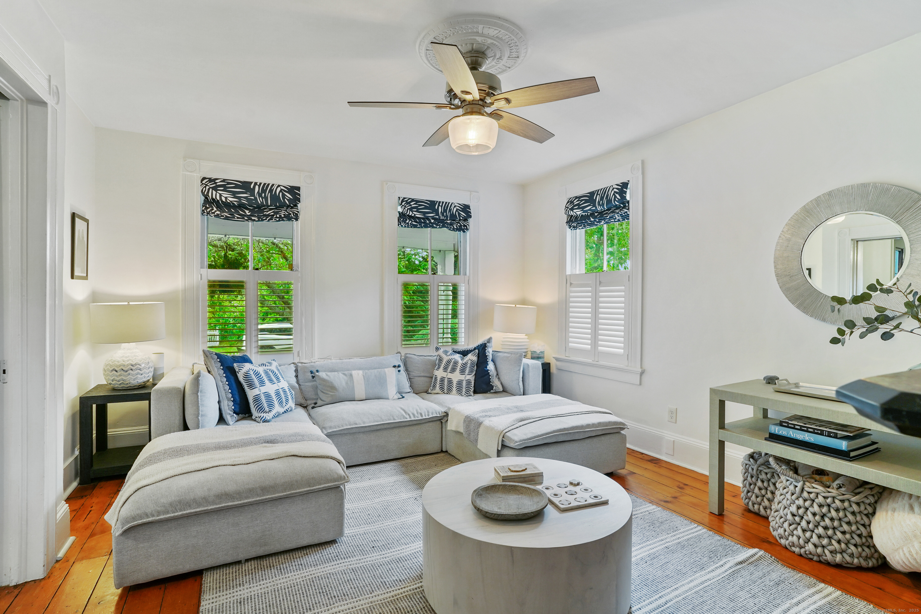 215 Old Post Road Fairfield CT 06824