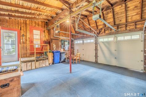 693 Middle Turnpike Mansfield CT 06268