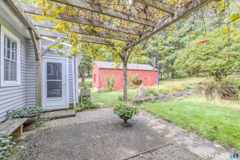 693 Middle Turnpike Mansfield CT 06268