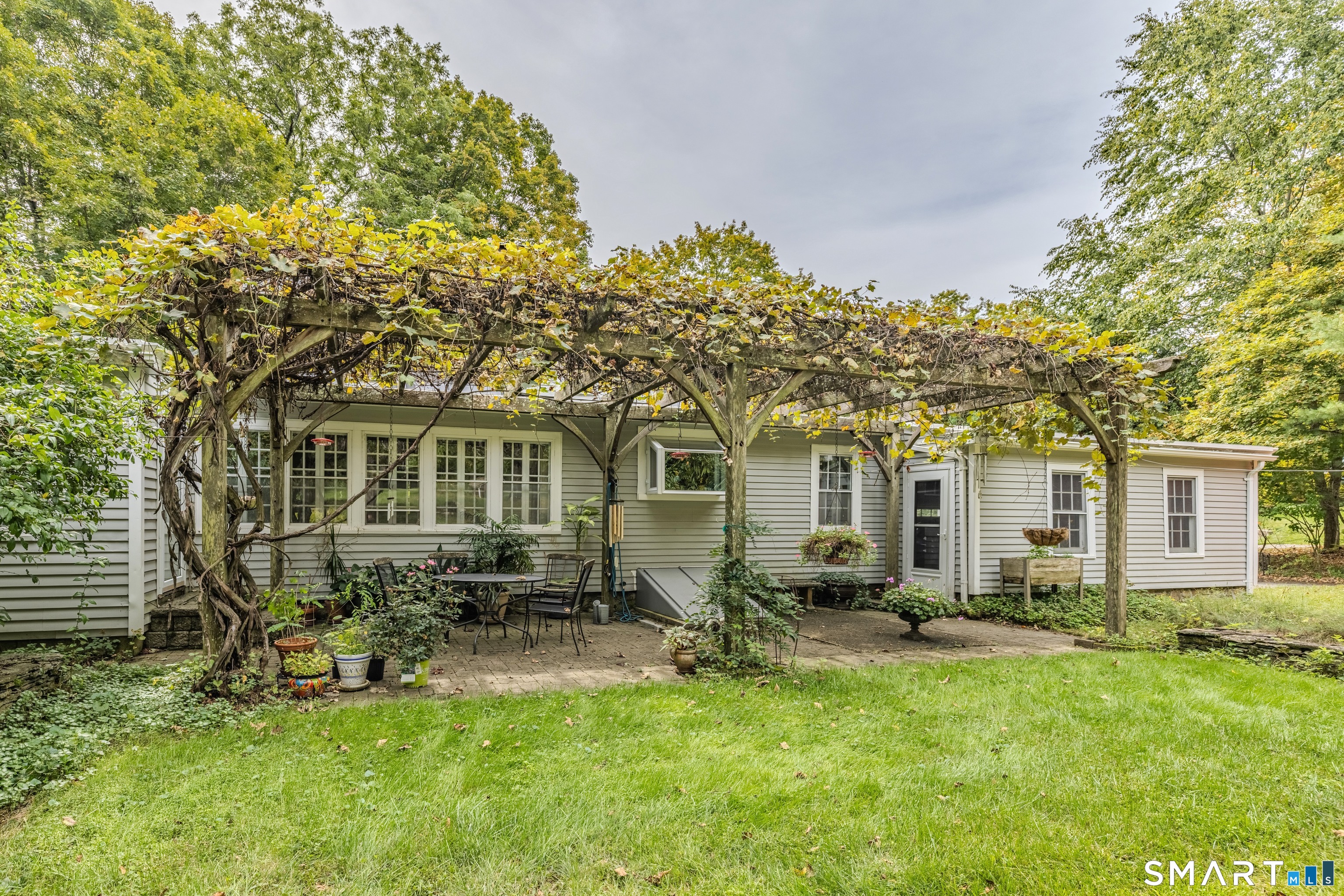 693 Middle Turnpike Mansfield CT 06268