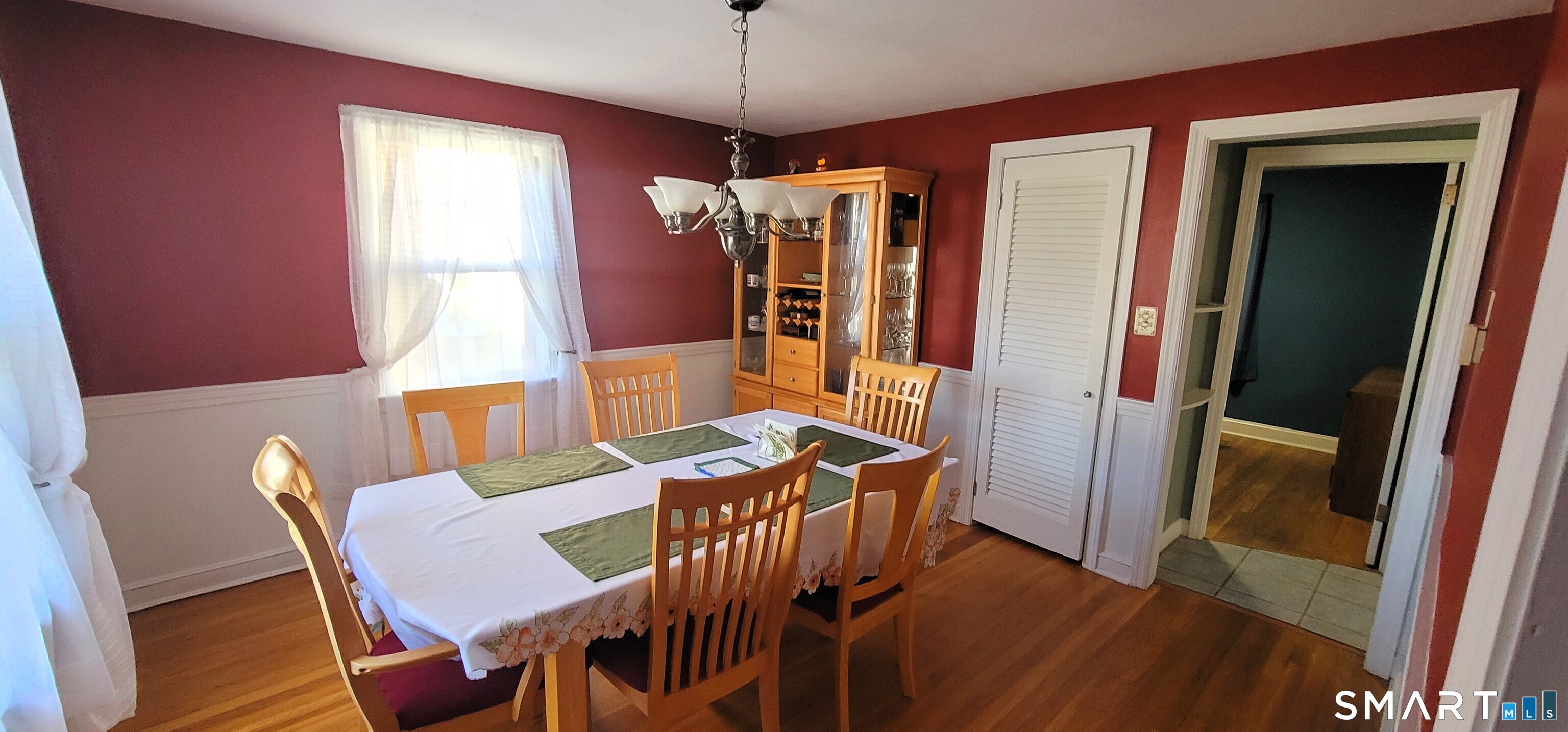 39 Ardmore Road Manchester CT 06040