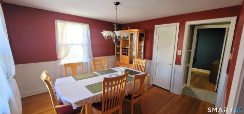 39 Ardmore Road Manchester CT 06040