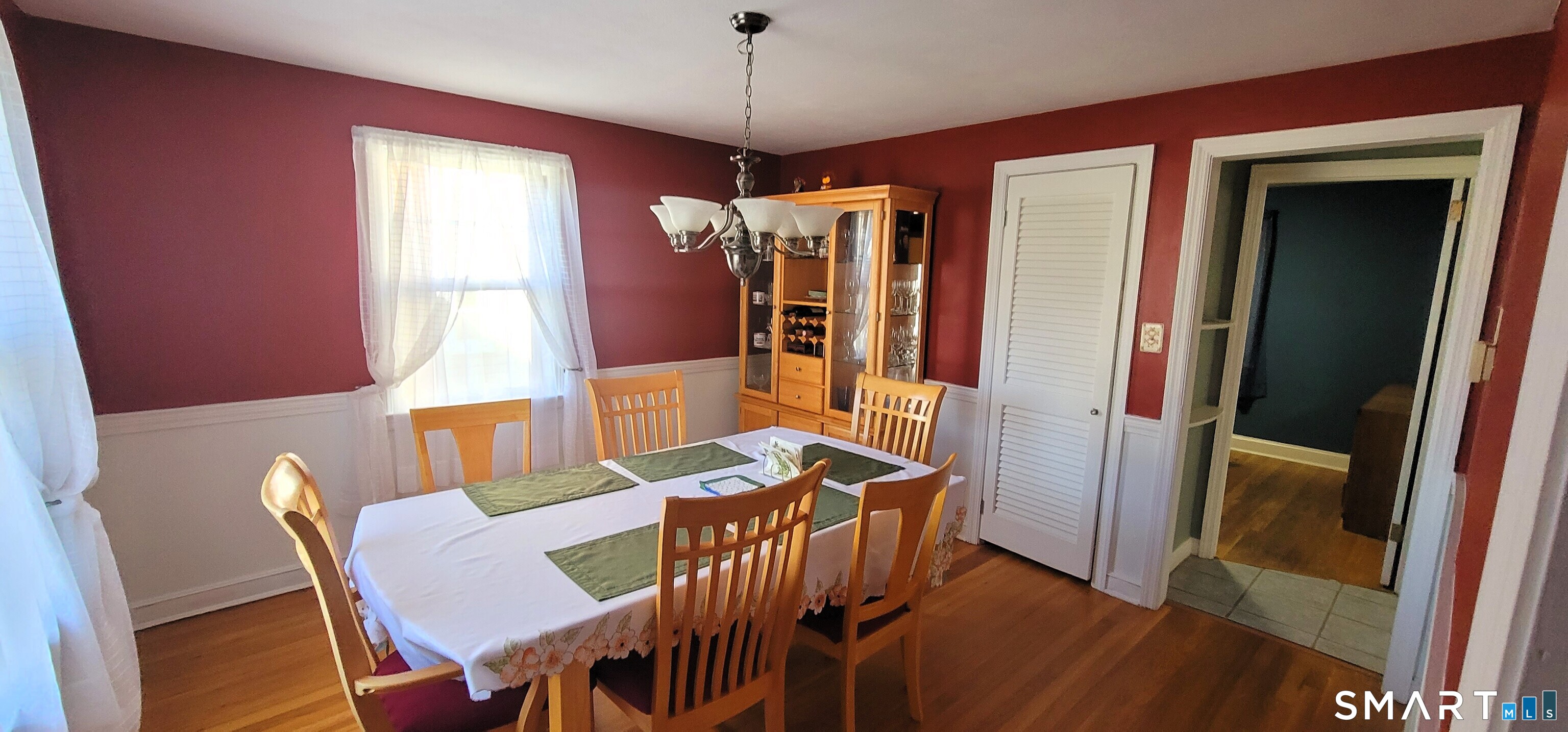 39 Ardmore Road Manchester CT 06040