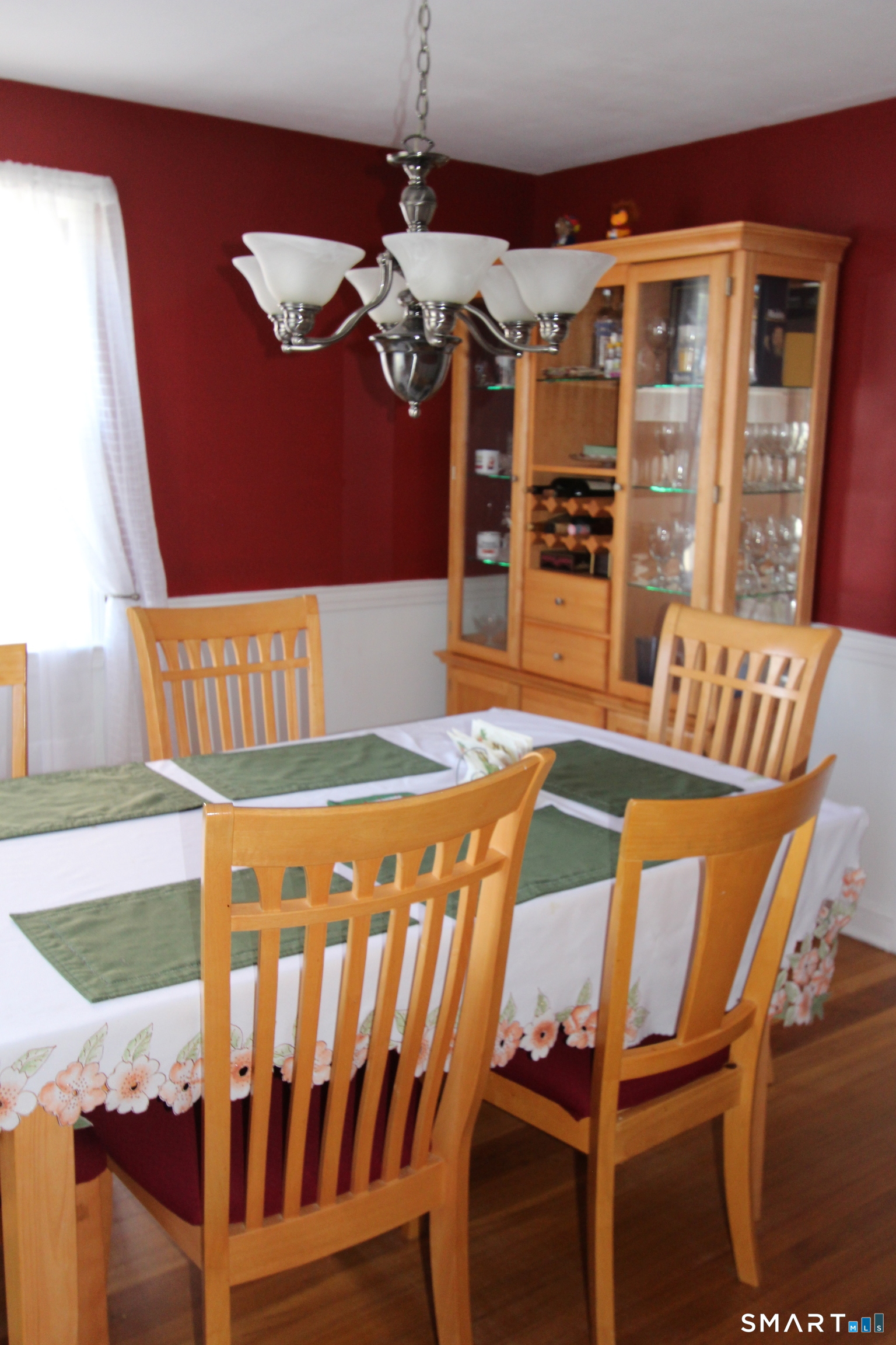 39 Ardmore Road Manchester CT 06040