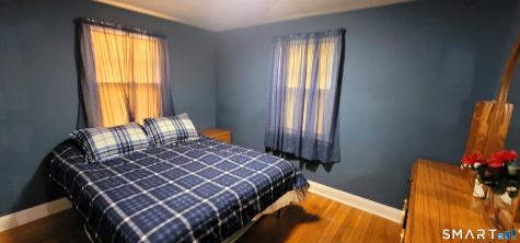39 Ardmore Road Manchester CT 06040