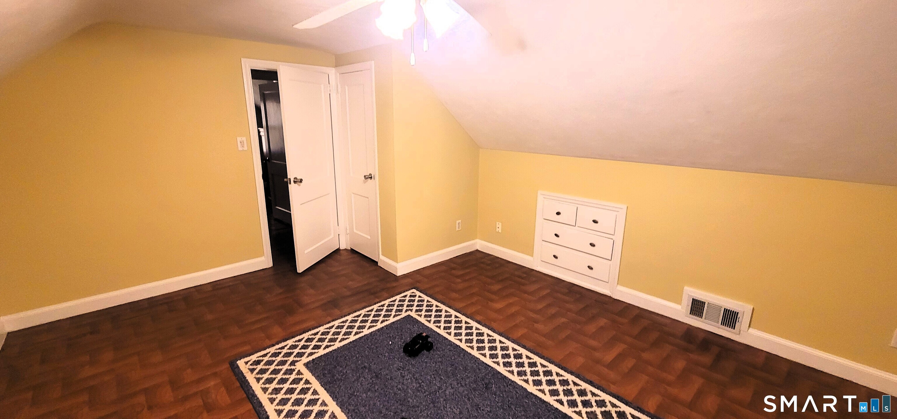 39 Ardmore Road Manchester CT 06040