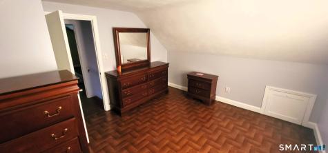 39 Ardmore Road Manchester CT 06040