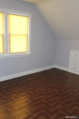39 Ardmore Road Manchester CT 06040