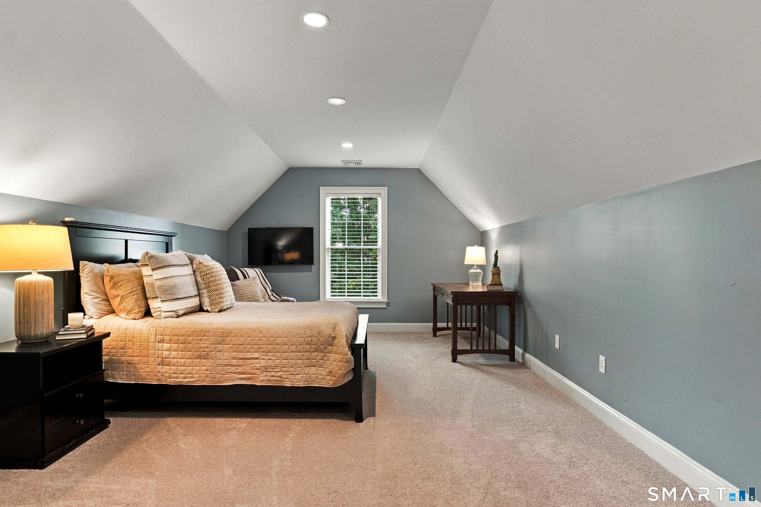 10 Livingston Road Canton CT 06019