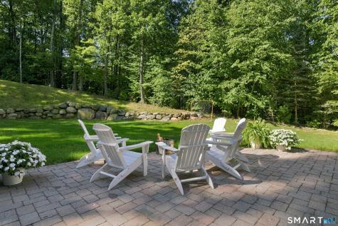 10 Livingston Road Canton CT 06019