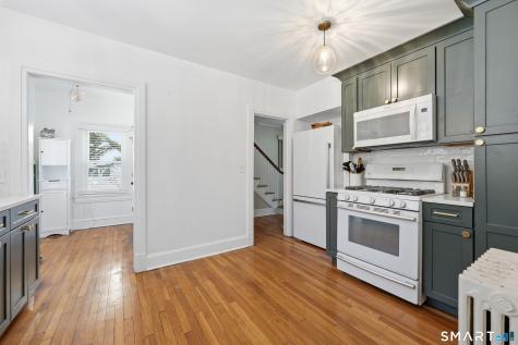 8 Macdonough Place Middletown CT 06457