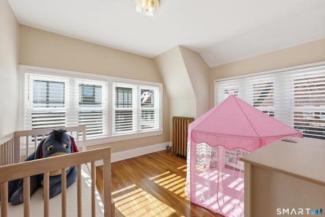 8 Macdonough Place Middletown CT 06457