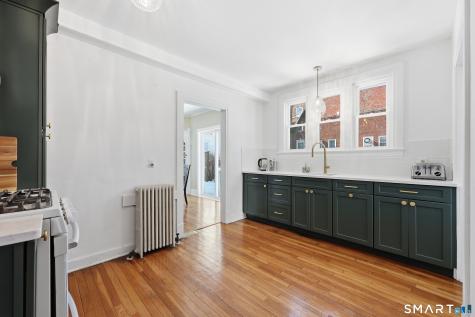 8 Macdonough Place Middletown CT 06457