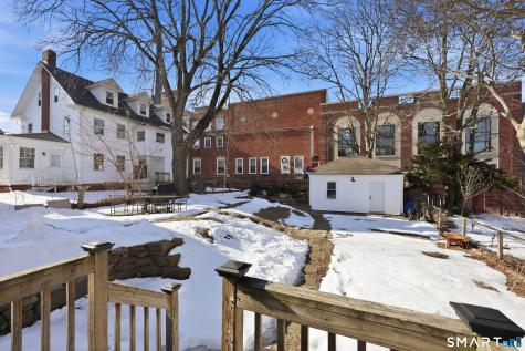 8 Macdonough Place Middletown CT 06457