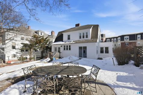 8 Macdonough Place Middletown CT 06457