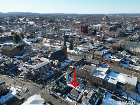 8 Macdonough Place Middletown CT 06457