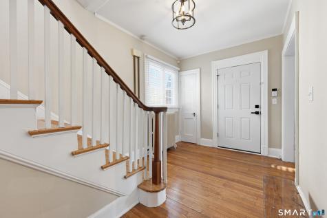 8 Macdonough Place Middletown CT 06457