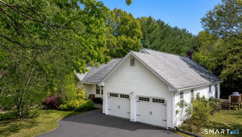 2050 Poquonock Avenue Windsor CT 06095
