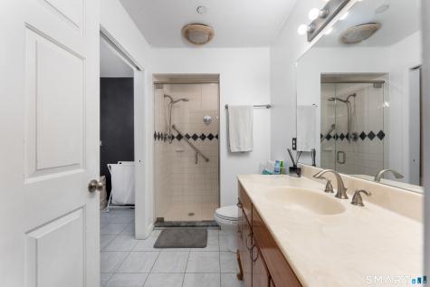 2050 Poquonock Avenue Windsor CT 06095