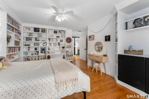 2050 Poquonock Avenue Windsor CT 06095