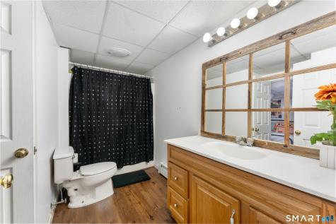 2050 Poquonock Avenue Windsor CT 06095