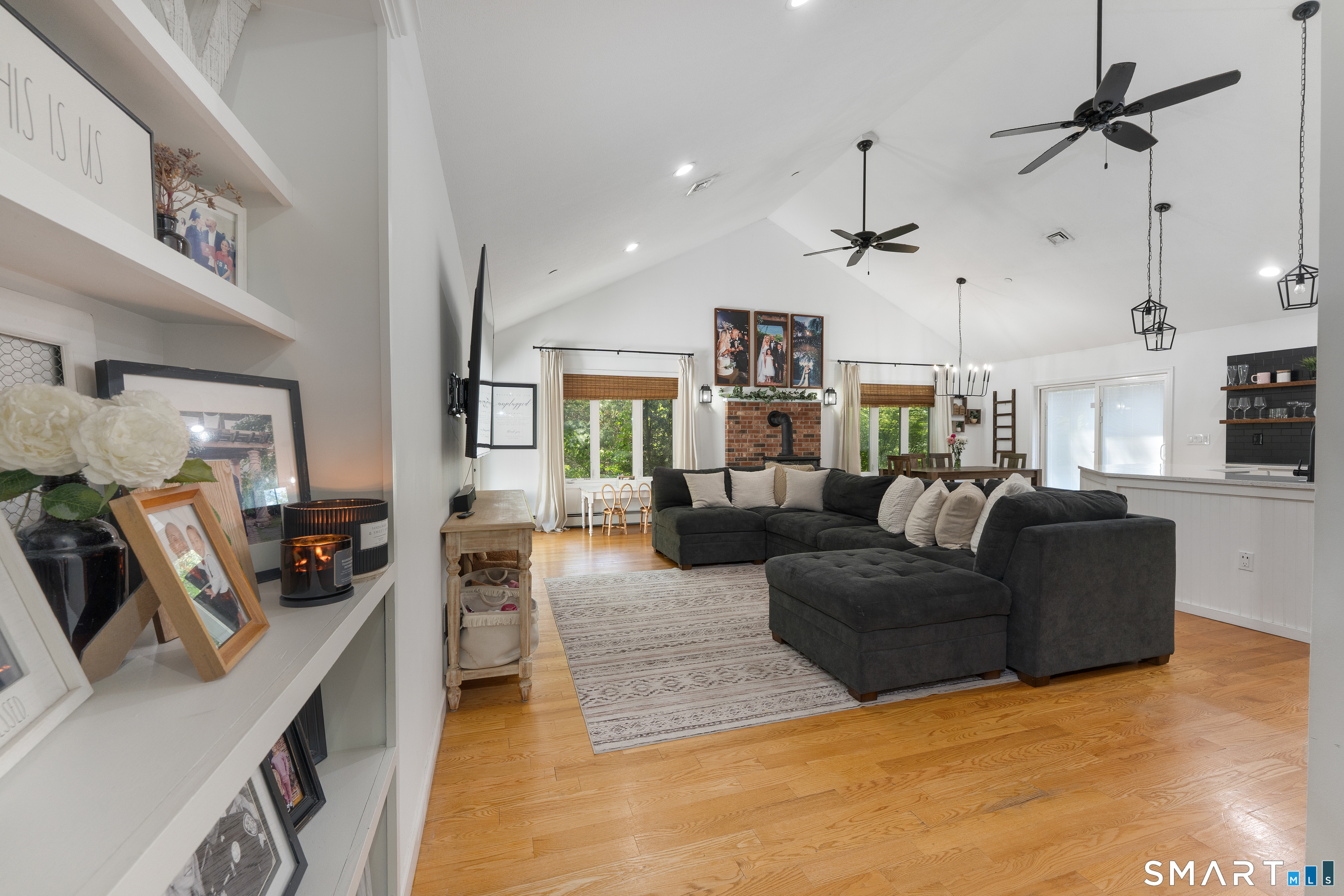 2050 Poquonock Avenue Windsor CT 06095