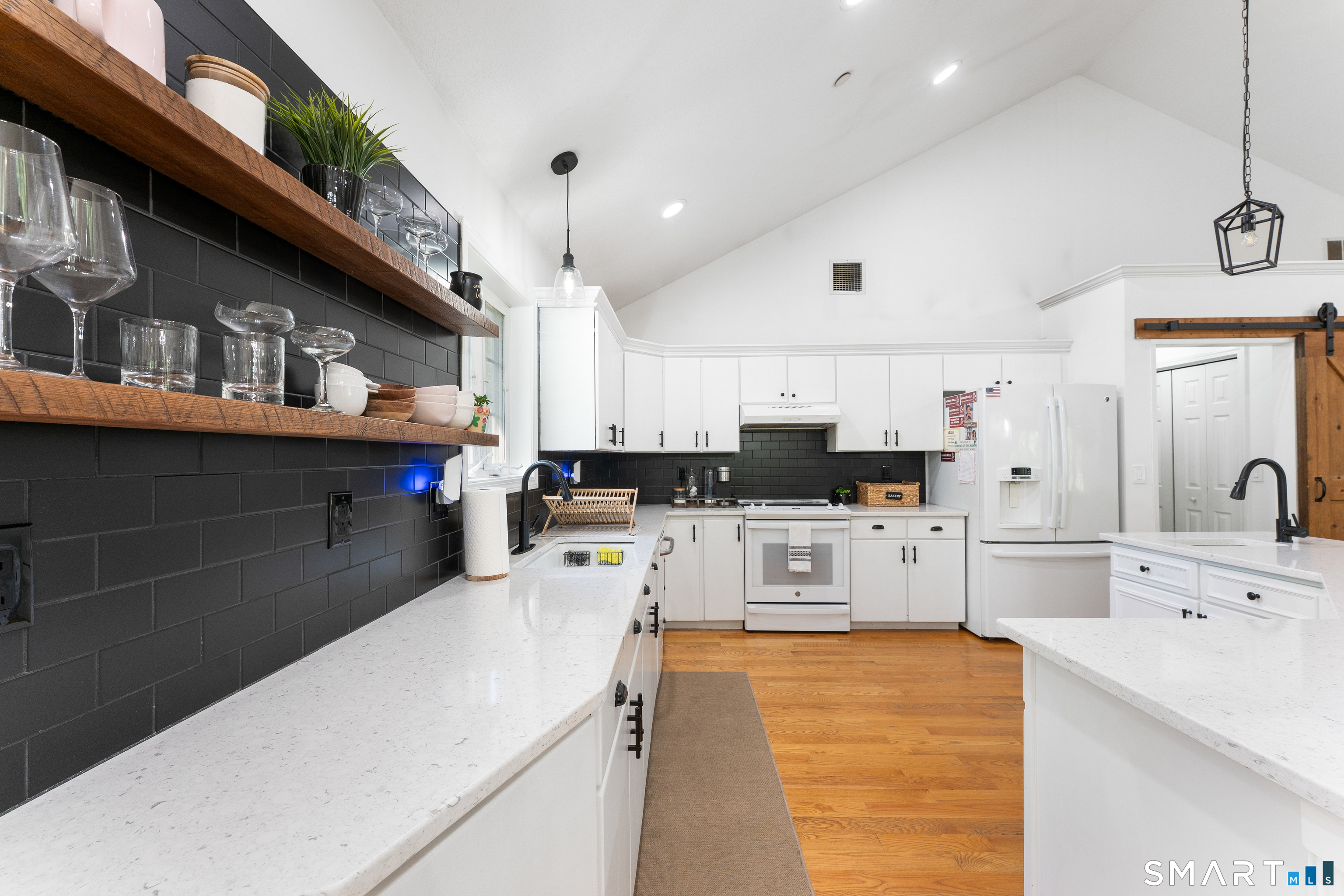 2050 Poquonock Avenue Windsor CT 06095