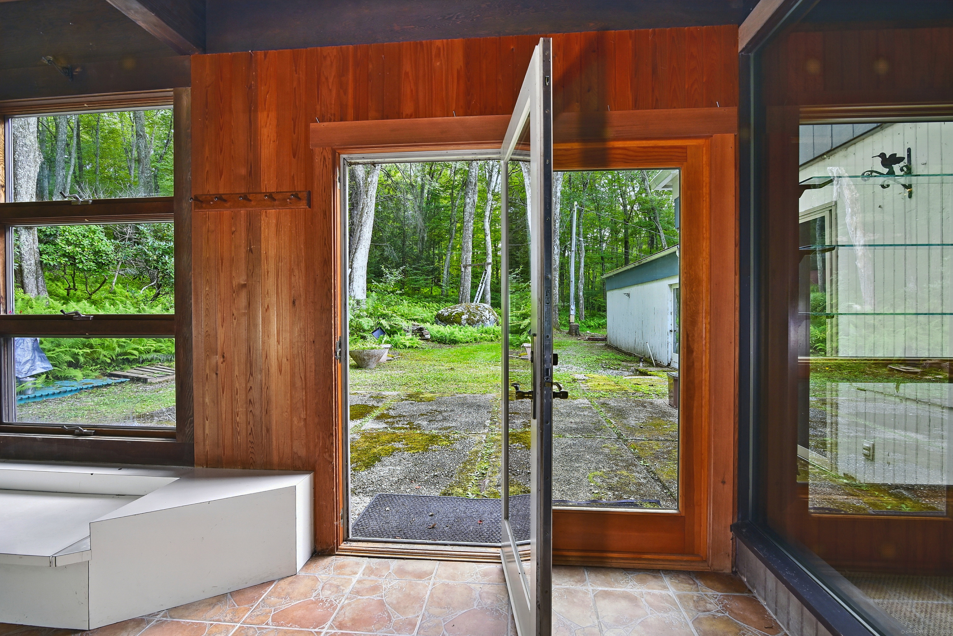 16 Pilfershire Road Eastford CT 06242