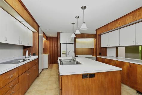 16 Pilfershire Road Eastford CT 06242