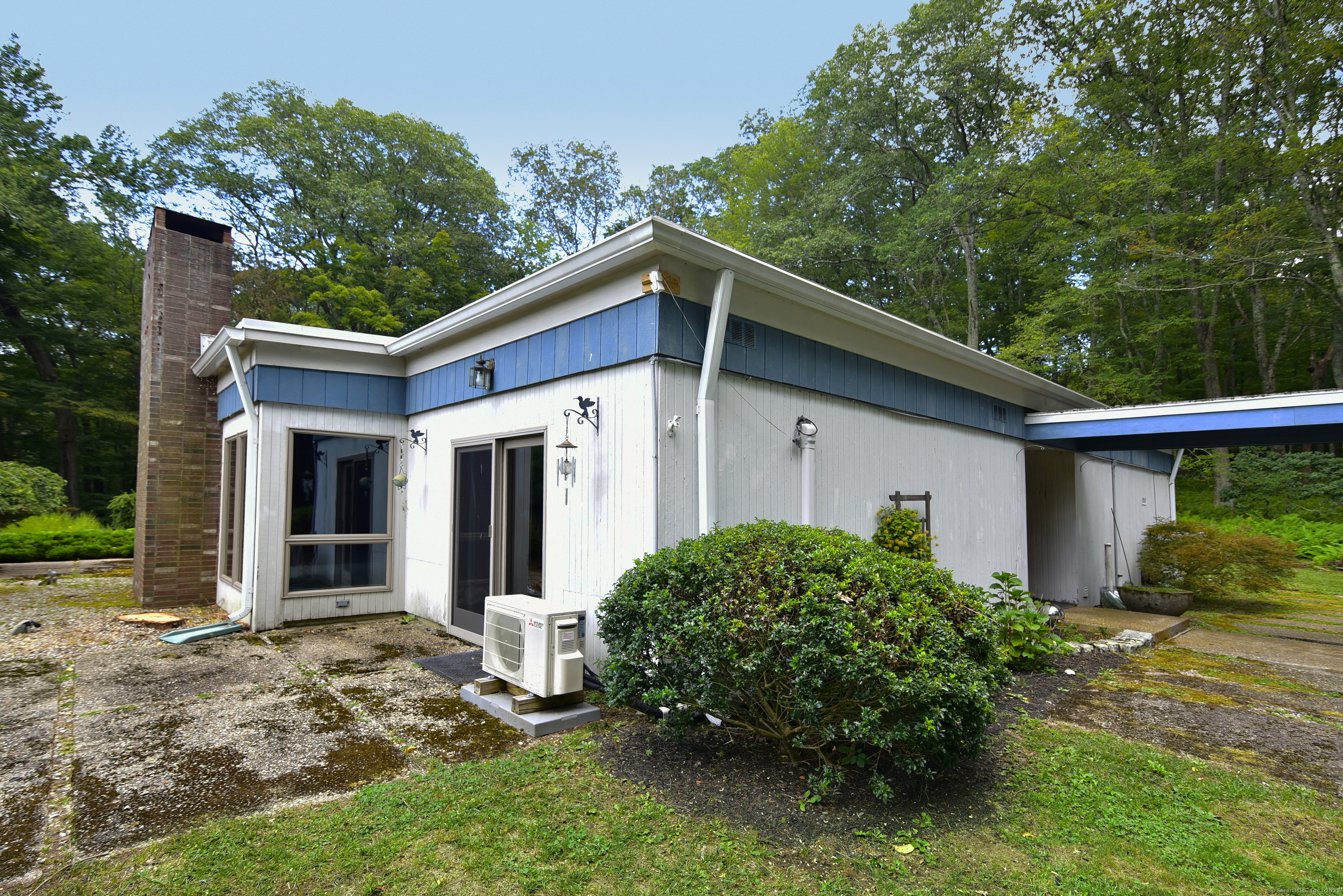 16 Pilfershire Road Eastford CT 06242