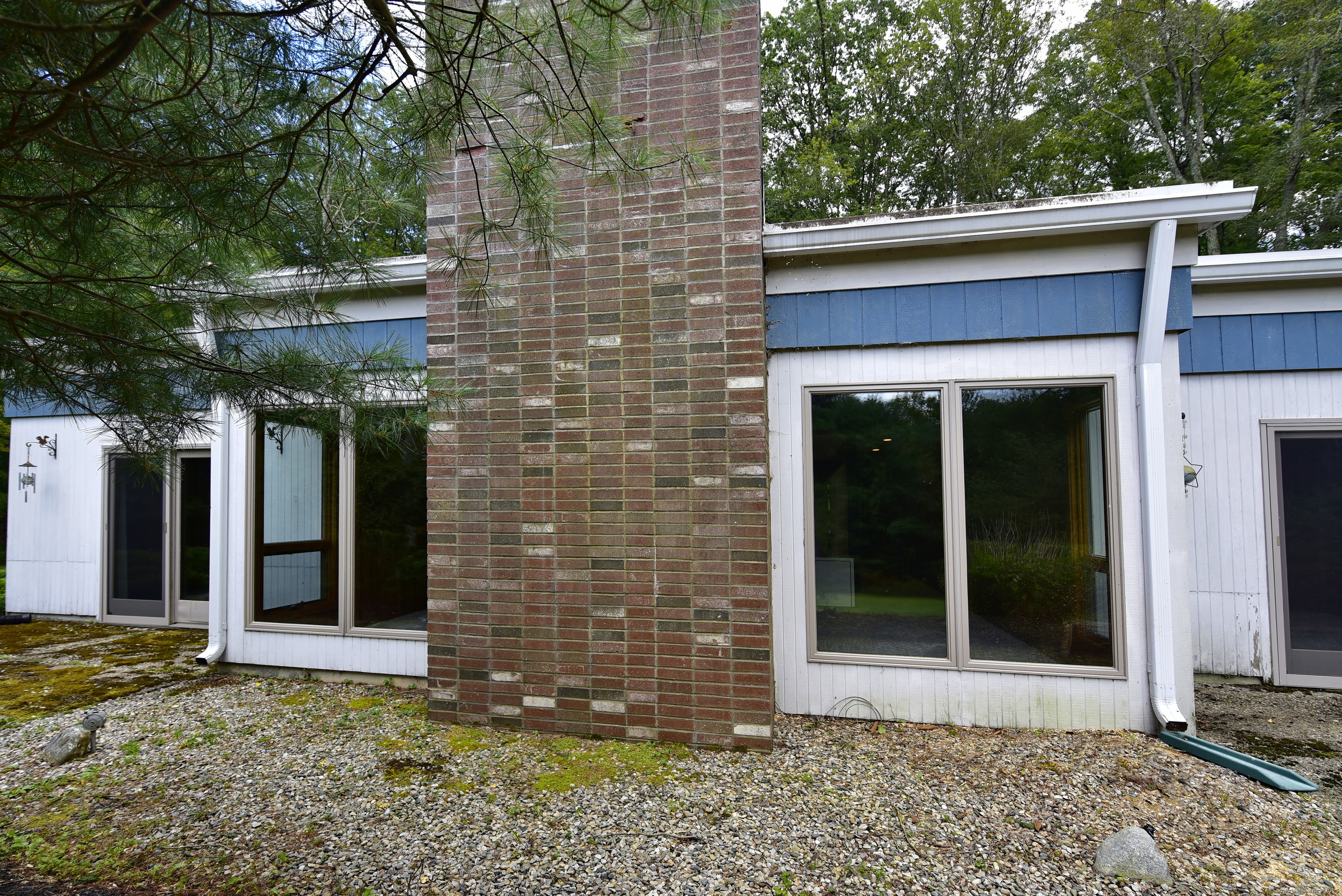 16 Pilfershire Road Eastford CT 06242