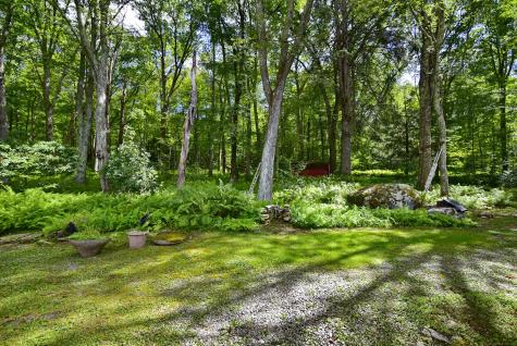 16 Pilfershire Road Eastford CT 06242