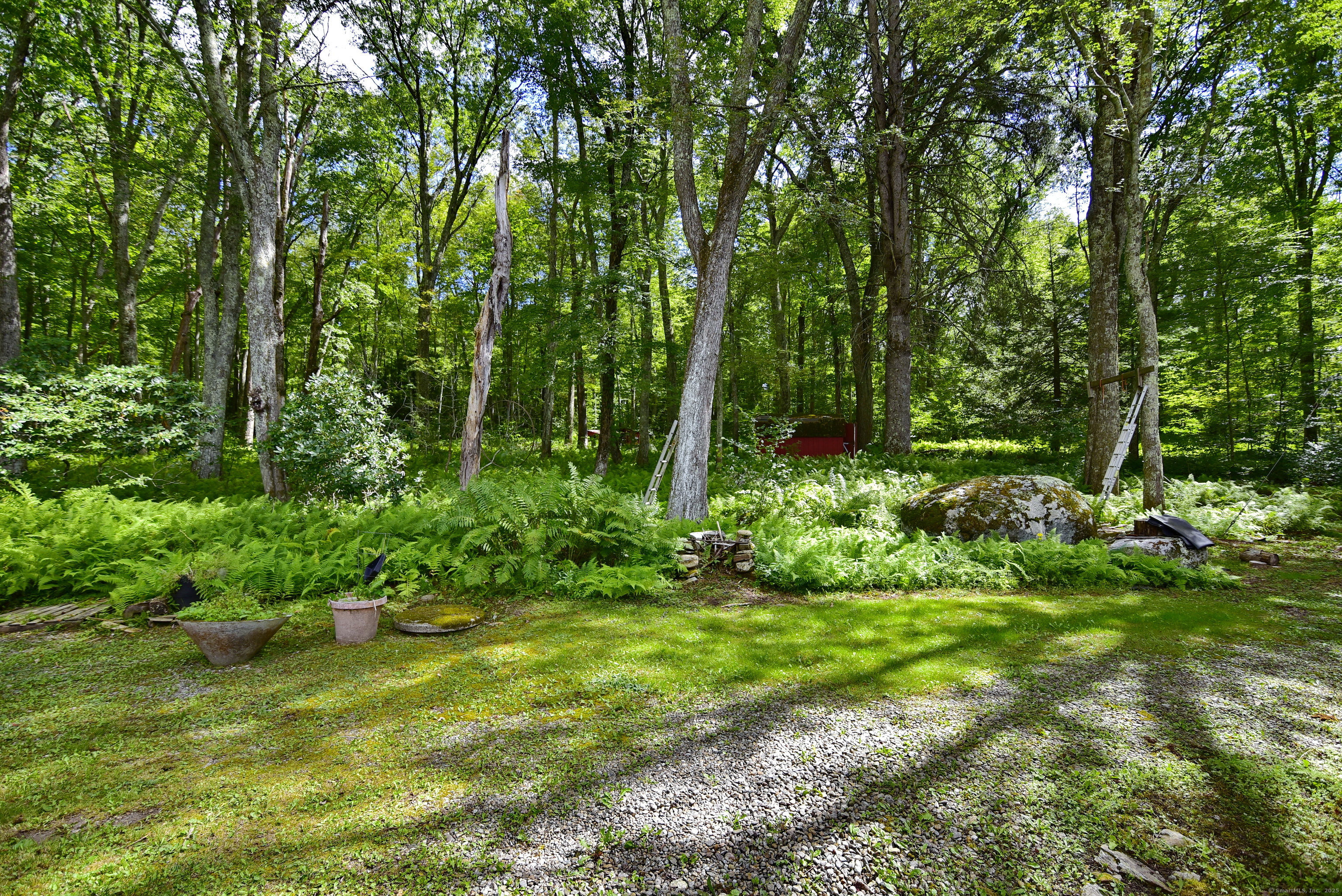 16 Pilfershire Road Eastford CT 06242