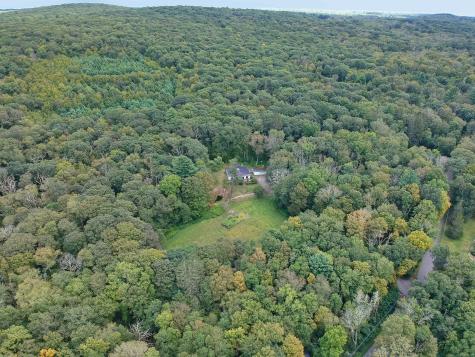 16 Pilfershire Road Eastford CT 06242