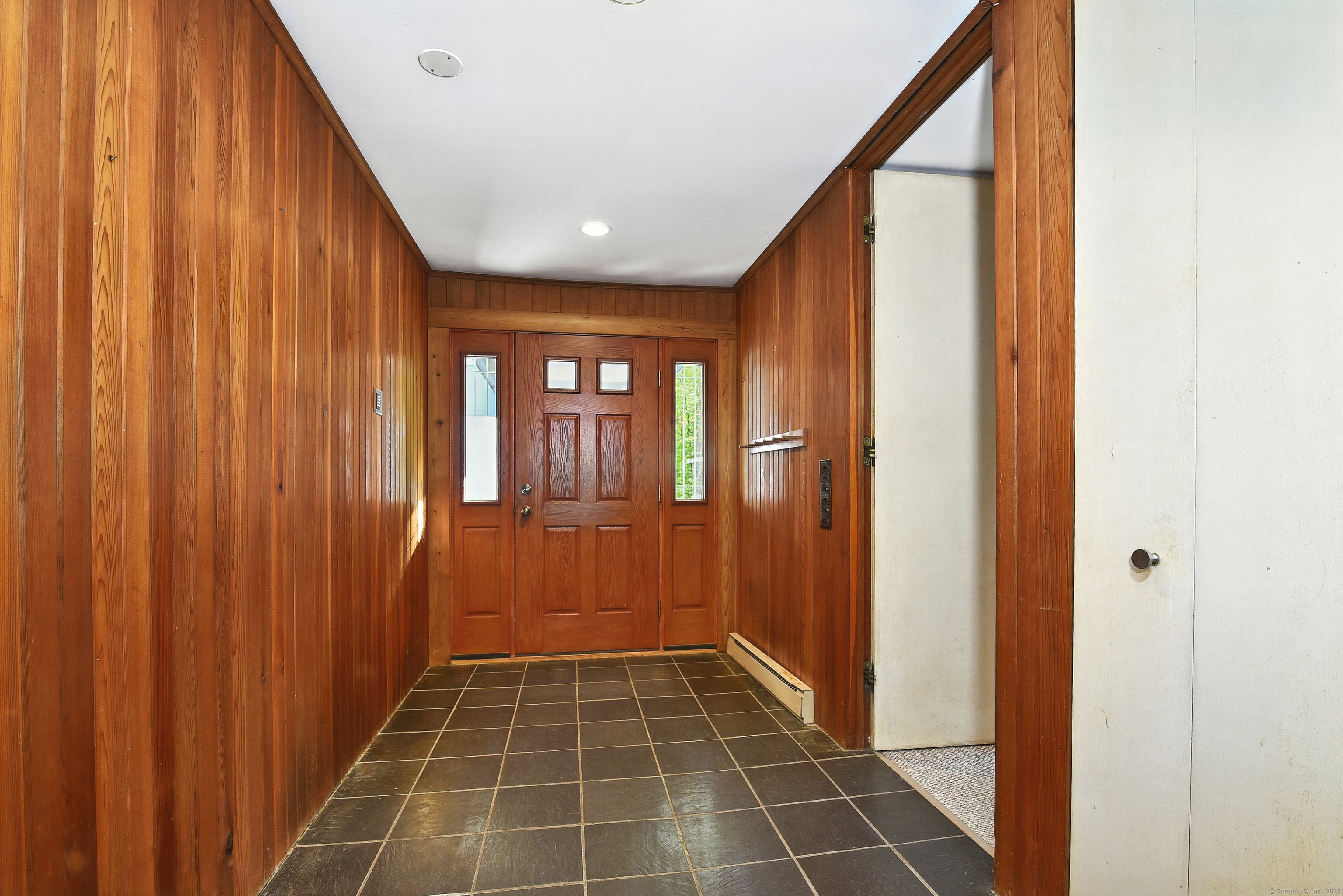 16 Pilfershire Road Eastford CT 06242