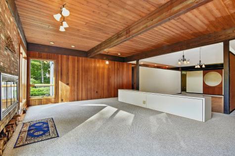 16 Pilfershire Road Eastford CT 06242