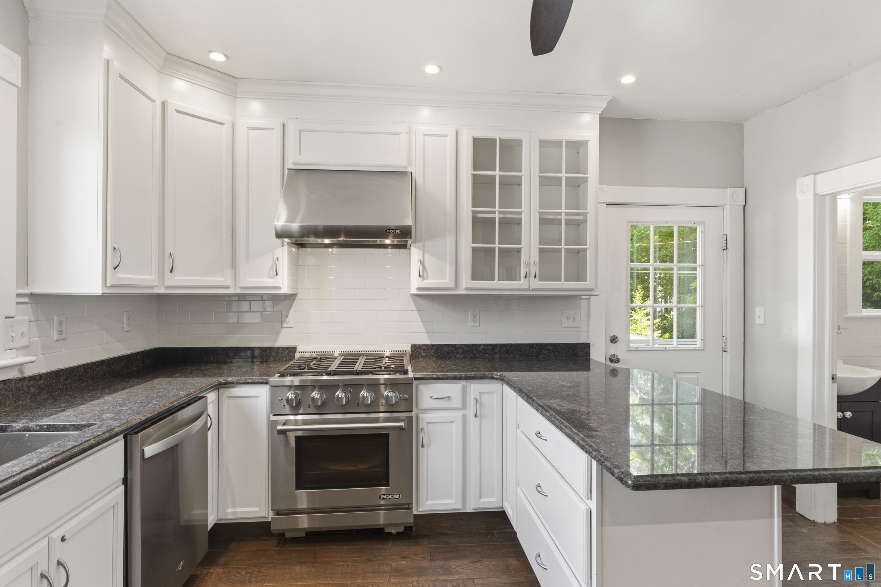 123 Pearl Street Seymour CT 06483