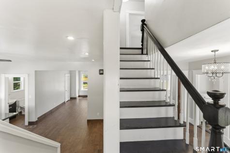 123 Pearl Street Seymour CT 06483