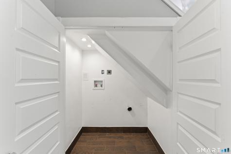 123 Pearl Street Seymour CT 06483