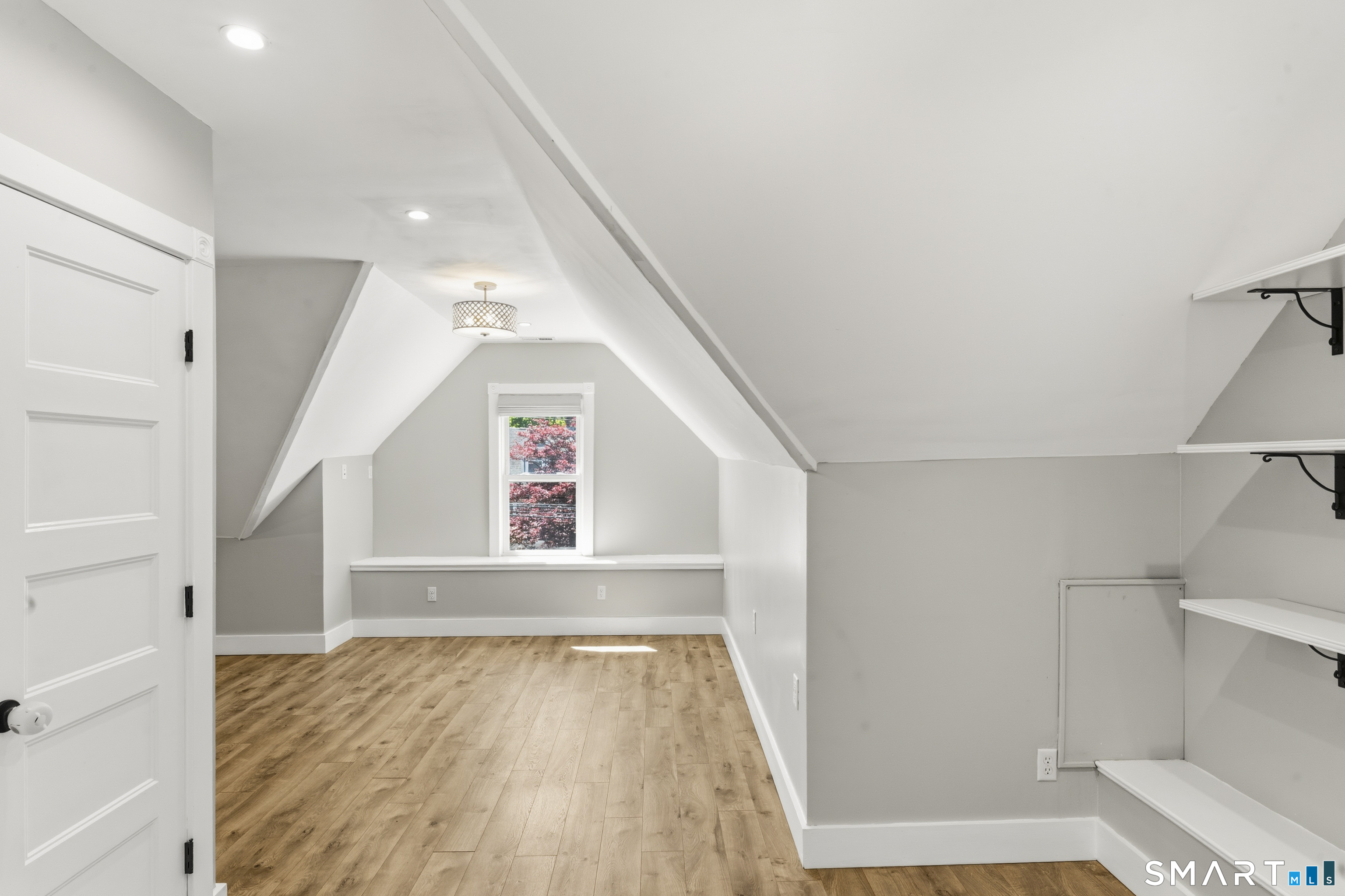 123 Pearl Street Seymour CT 06483