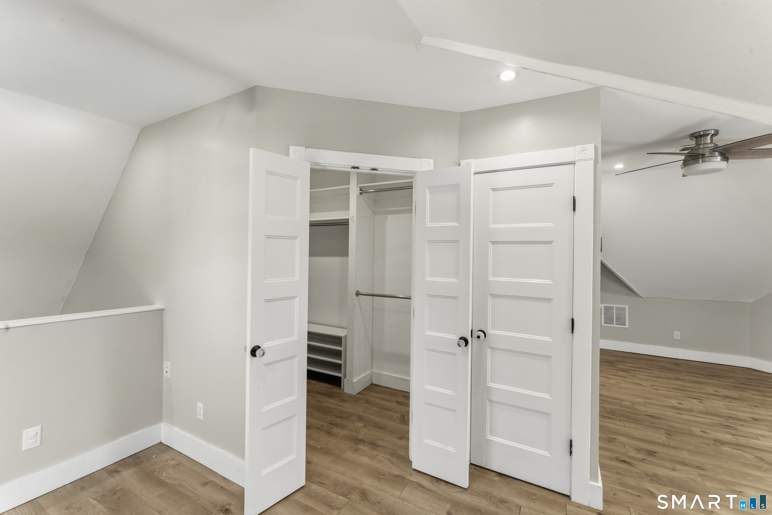 123 Pearl Street Seymour CT 06483