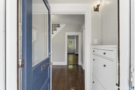 123 Pearl Street Seymour CT 06483