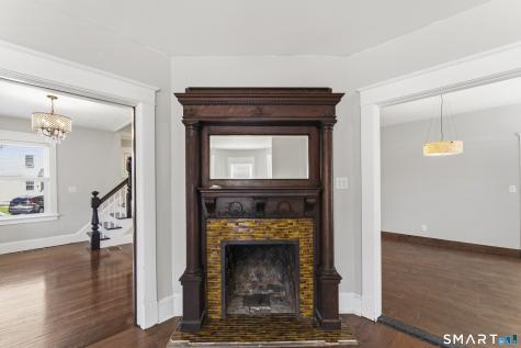 123 Pearl Street Seymour CT 06483