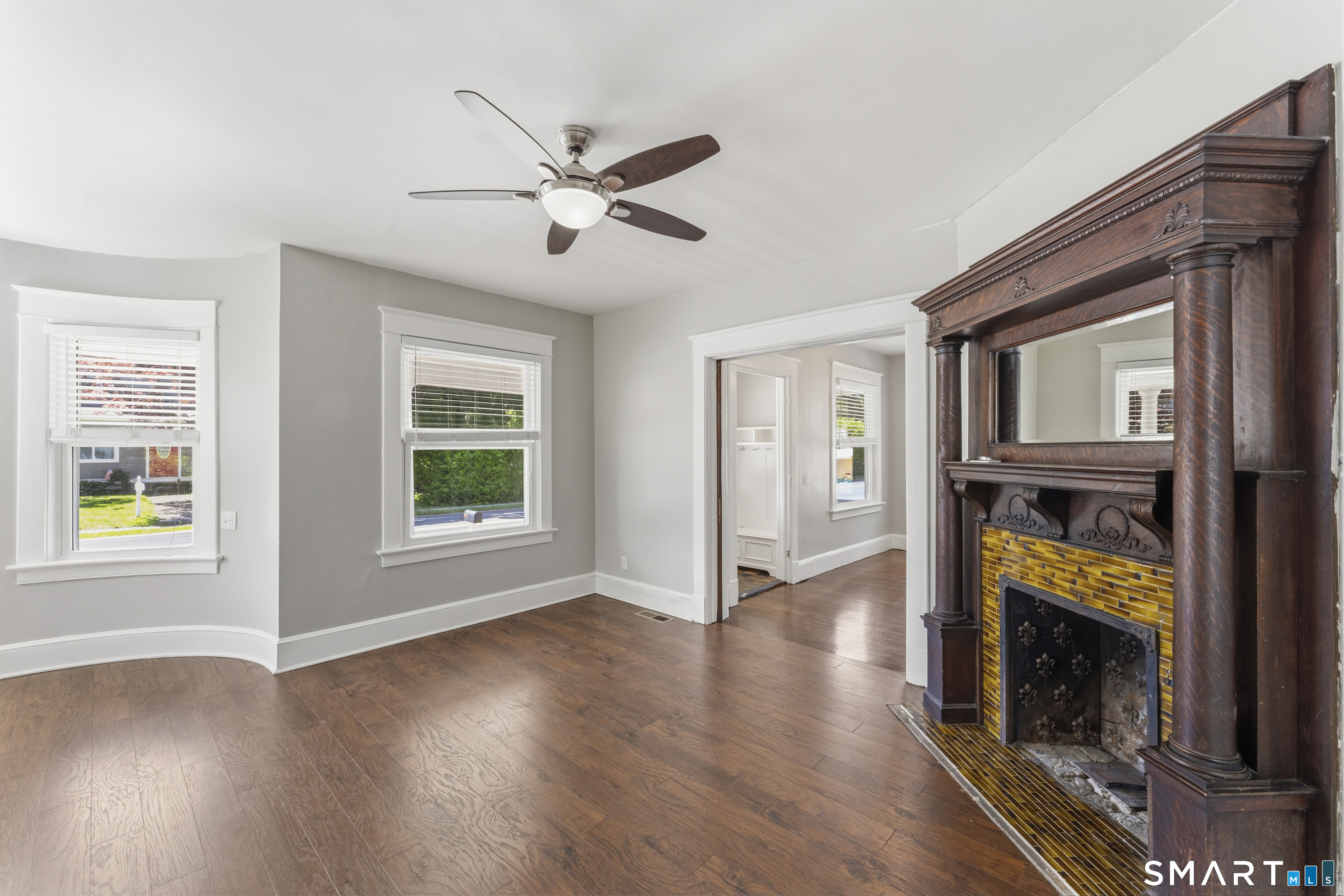 123 Pearl Street Seymour CT 06483