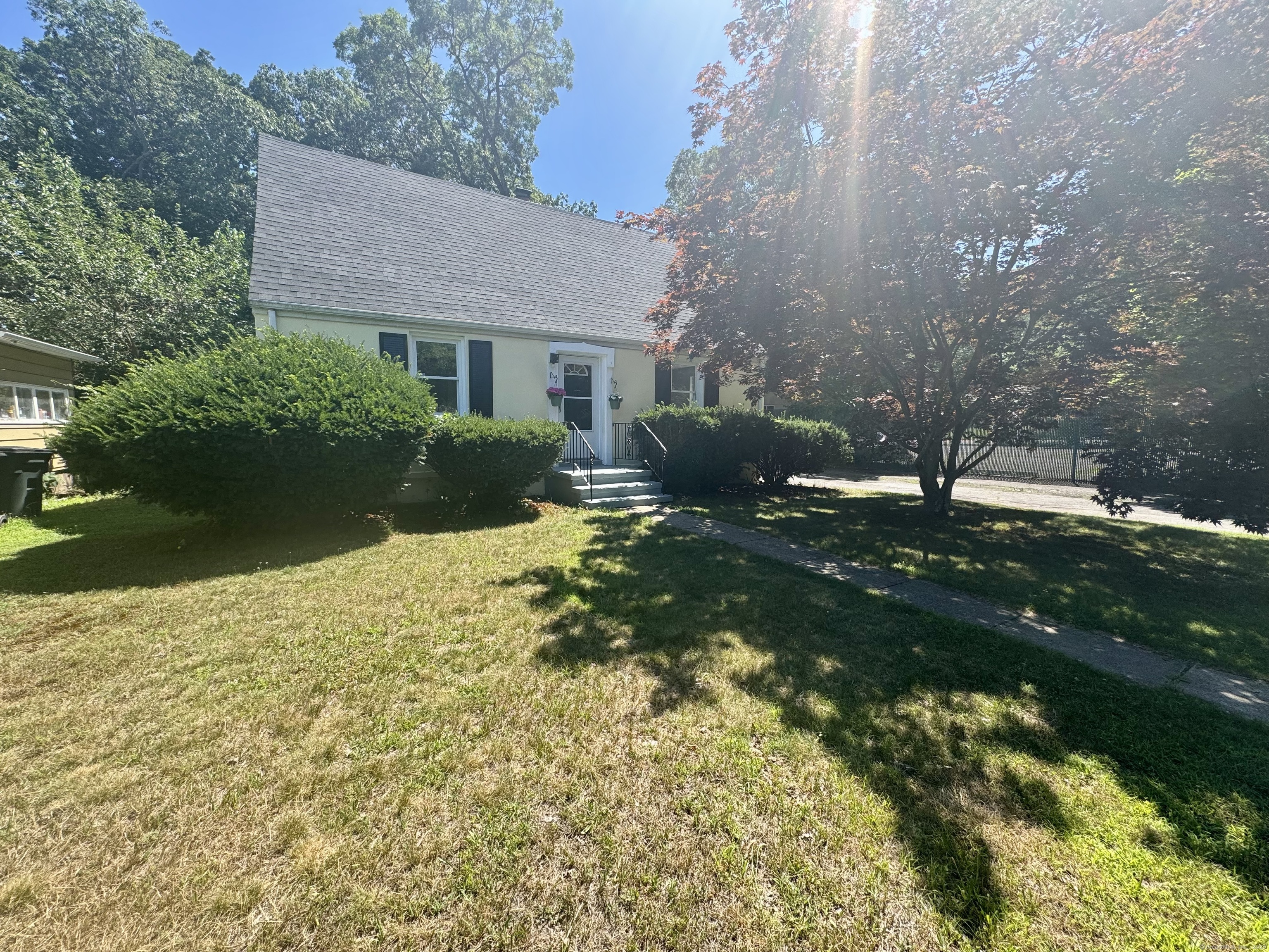 18 Oak Road West Haven CT 06516