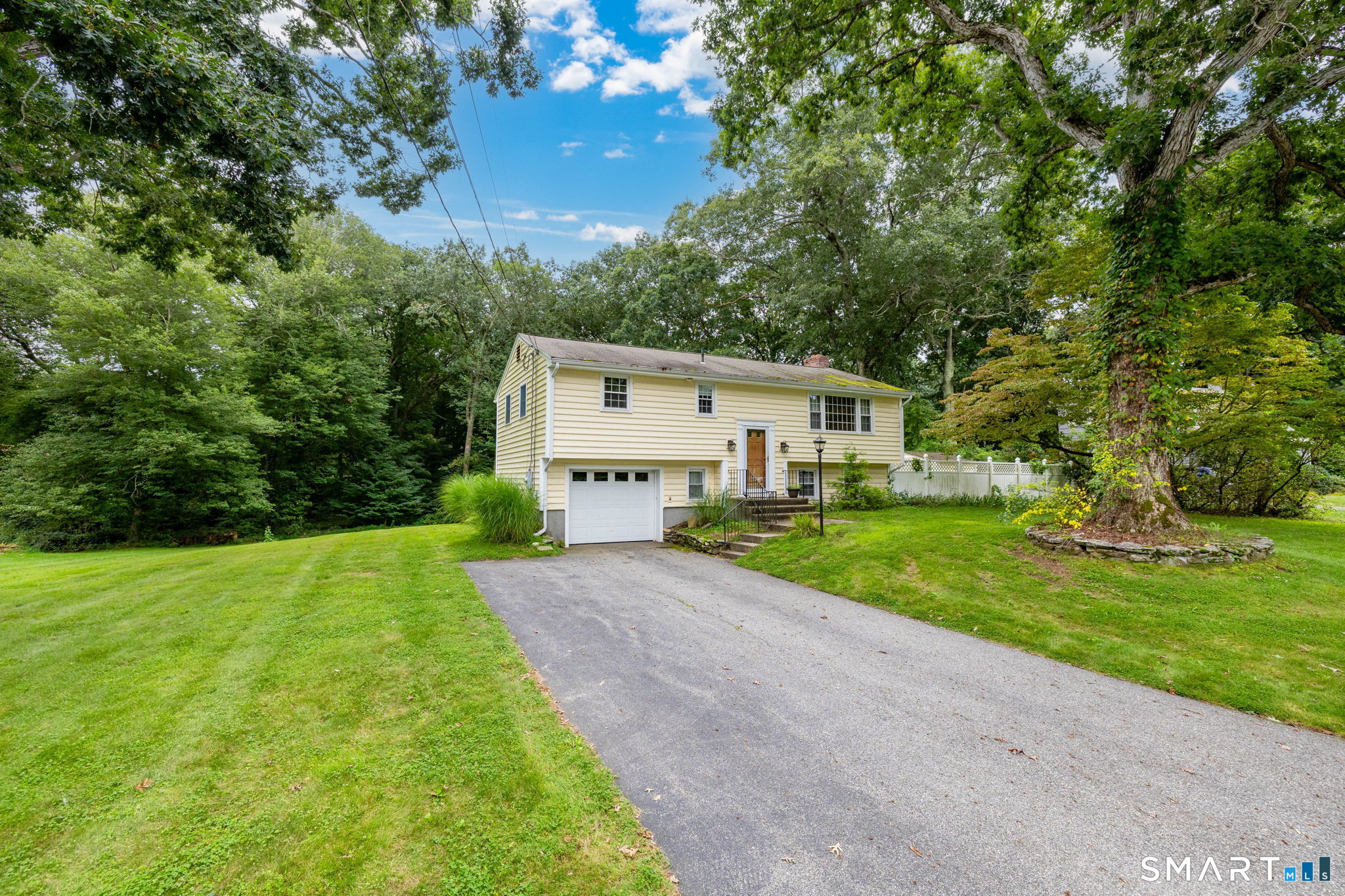 39 Beechwood Drive Colchester CT 06415