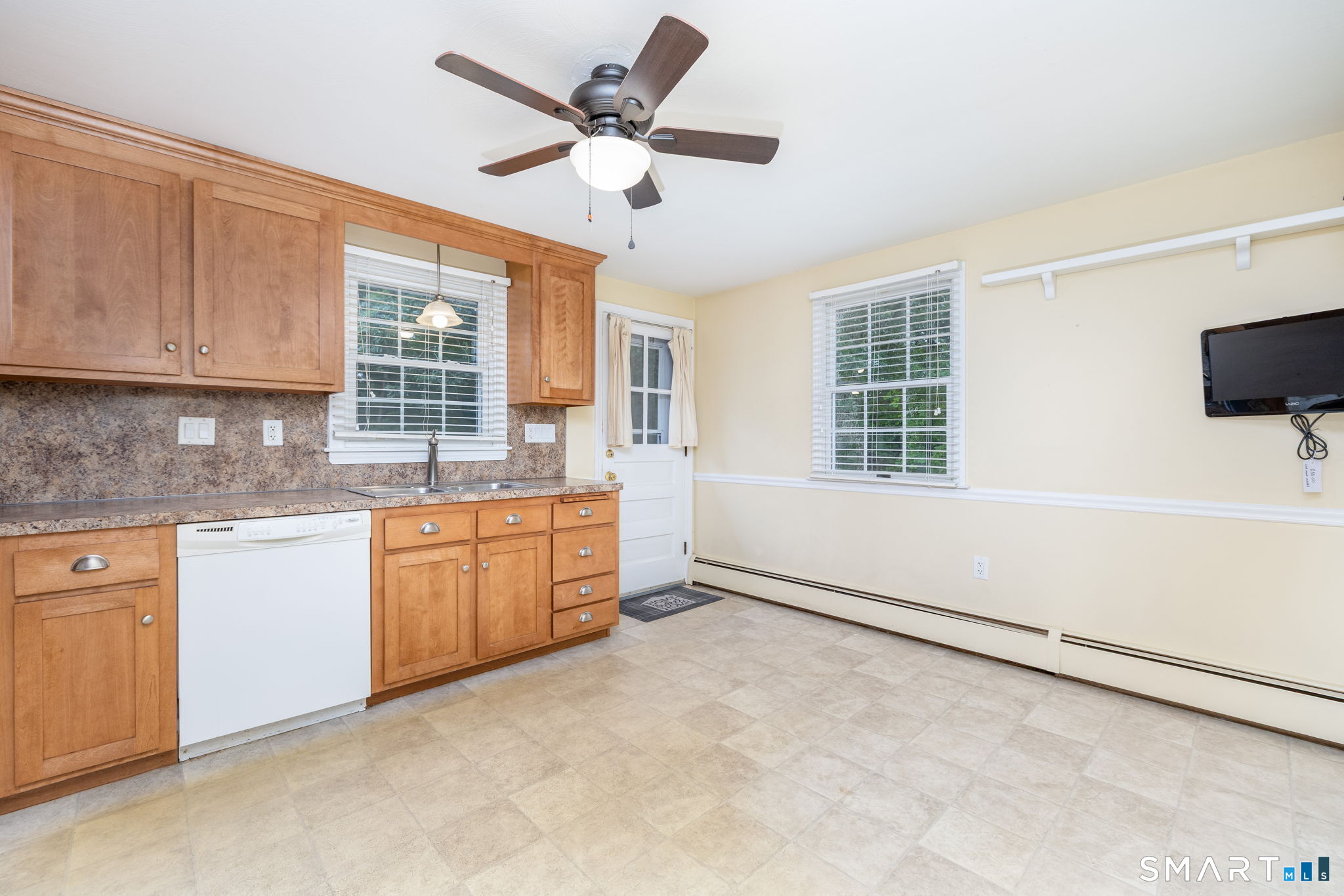39 Beechwood Drive Colchester CT 06415
